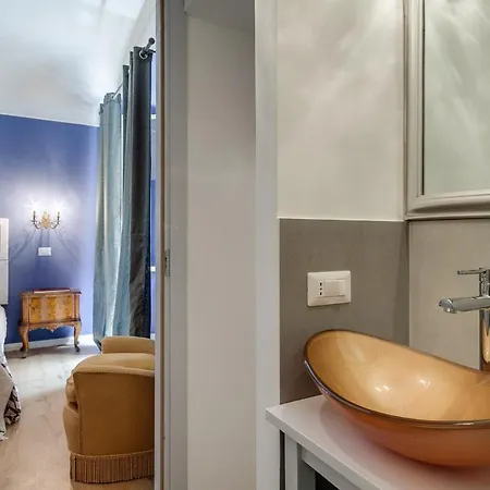 Femasuites Гостевой дом