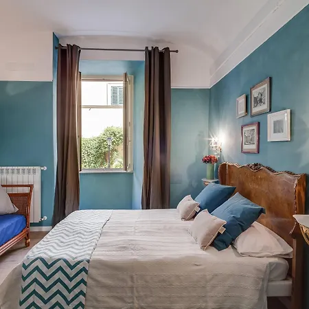 Femasuites Гостевой дом